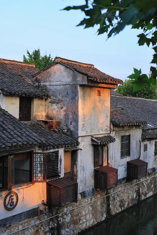 �ж�Ů�˶����治���� ��һ��Ů�˲������Ƕ�