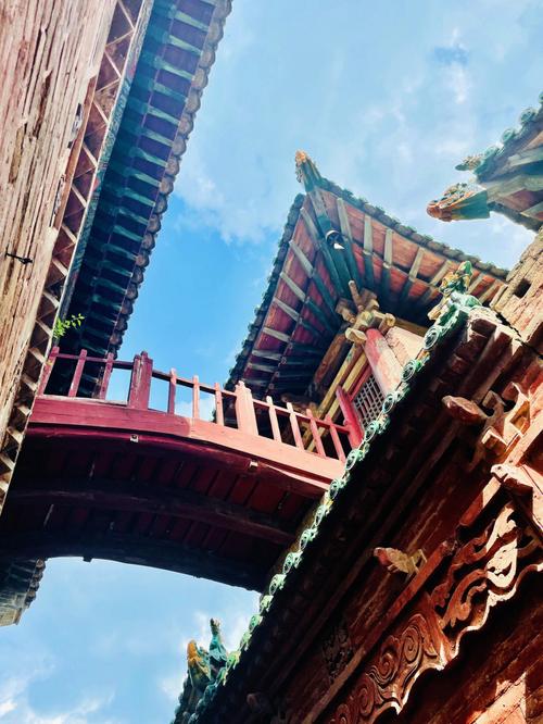 1984年的猪2025年运势及运程 1984年的猪2025年运势及运程