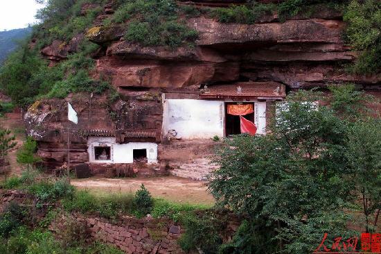 ��լ¥�����ַ�ˮ