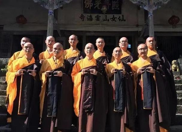 绯色的 绯色的国语版免费播放普通话 绯色的 绯色的国语版免费播放普通话