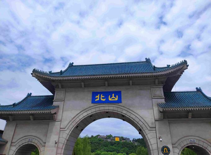 �µ����ж��,�µ�������