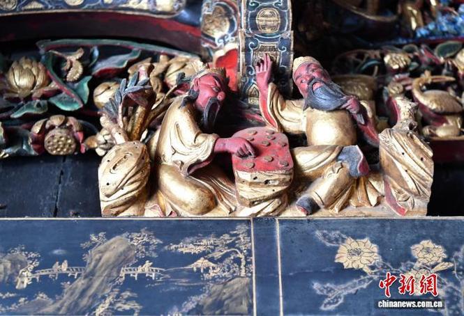 ���ձȽ�Ԣ����к����� ���ֵ��к����ֶ���