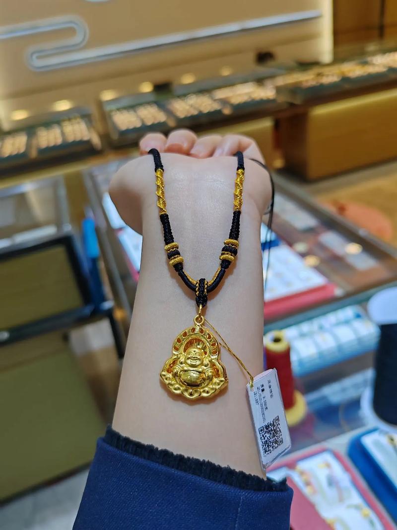 �μ�����Ʒ�ϵĽ�˧