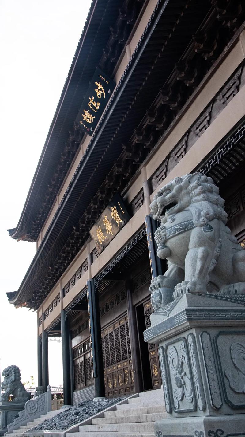 阴宅中的自然只山 阴宅中的自然只山