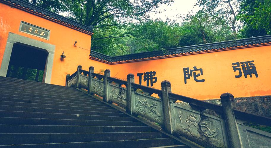 ����������µ��Ӿ�����