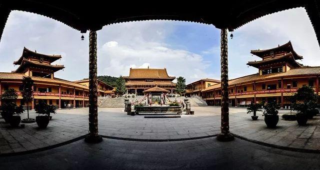 ��������ʵ�������� ������ʵ���߶Ա�