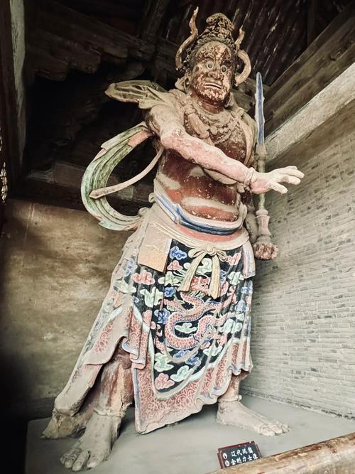 阴宅祖坟有水怎么解决 阴宅祖坟有水怎么解决