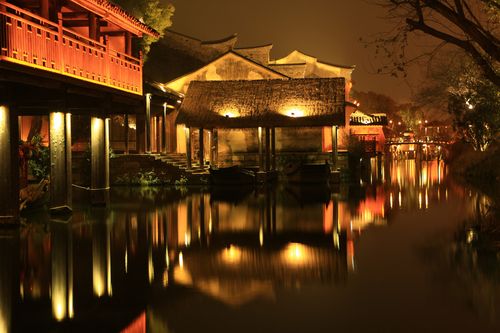 1957��7��23��ũ�� 2018��8��28���ᳵ���� �ǻƵ�