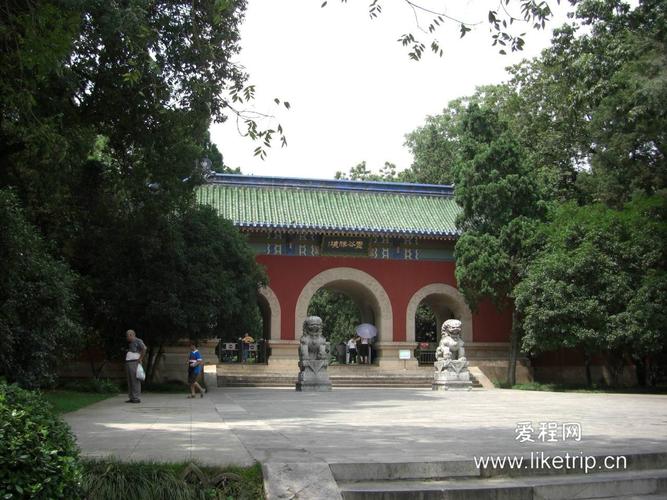 1982年农历4月初8什么星座 1982年农历4月初6星座 1982年农历4月初8什么星座 1982年农历4月初6星座