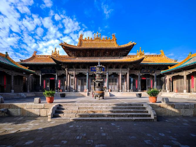 属蛇办公桌摆放风水方位 属蛇办公桌摆放风水方位