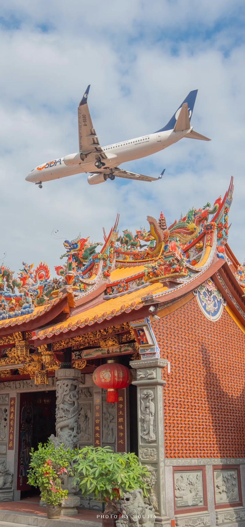 ���º������м�����